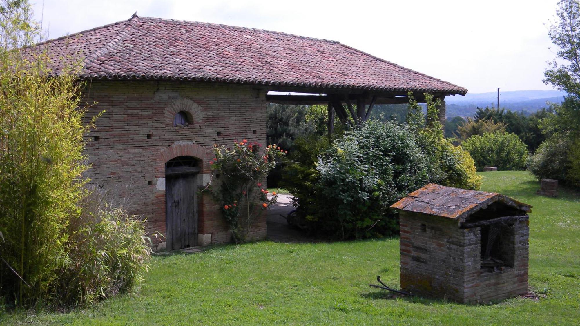 Chambres d'Hôtes Le Loubet LʼIsle-Jourdain Extérieur photo